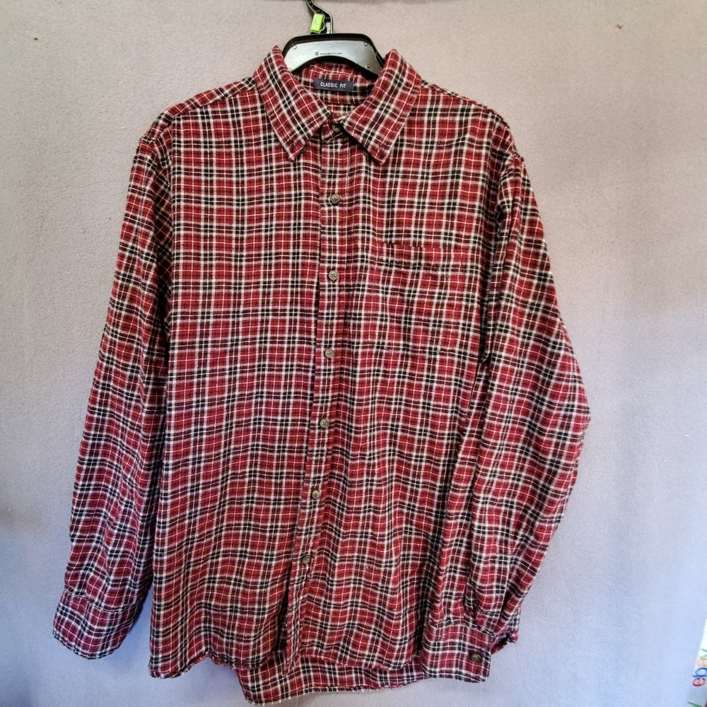 St Johns Bay Mens Legacy Flannel Shirt Medium Red Black Plaid Classic Fit Cotton